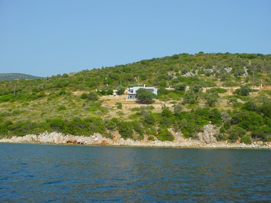 Villa With Breathtaking Views And Private Beach Agios Dimitrios  Extérieur photo