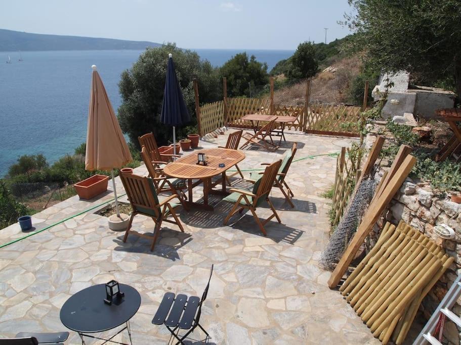 Villa With Breathtaking Views And Private Beach Agios Dimitrios  Extérieur photo